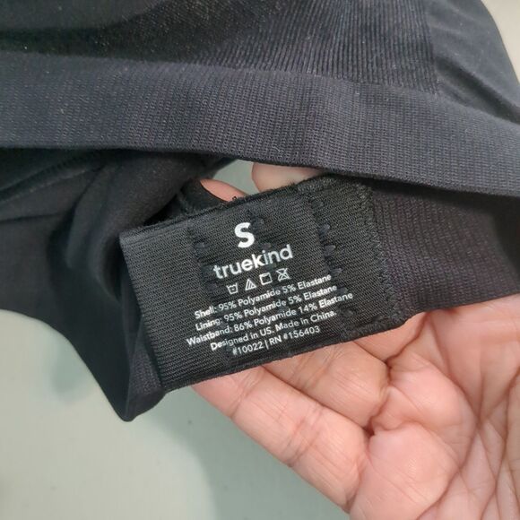 TRUEKIND WOMEN'S DAILY COMFORT WIREFREE SPORTS BRA black small new - Picture 3 of 3
